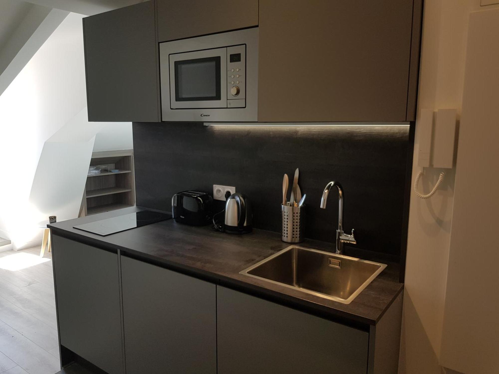 Appartamento Centre De : Renove, Climatise Et Calme *